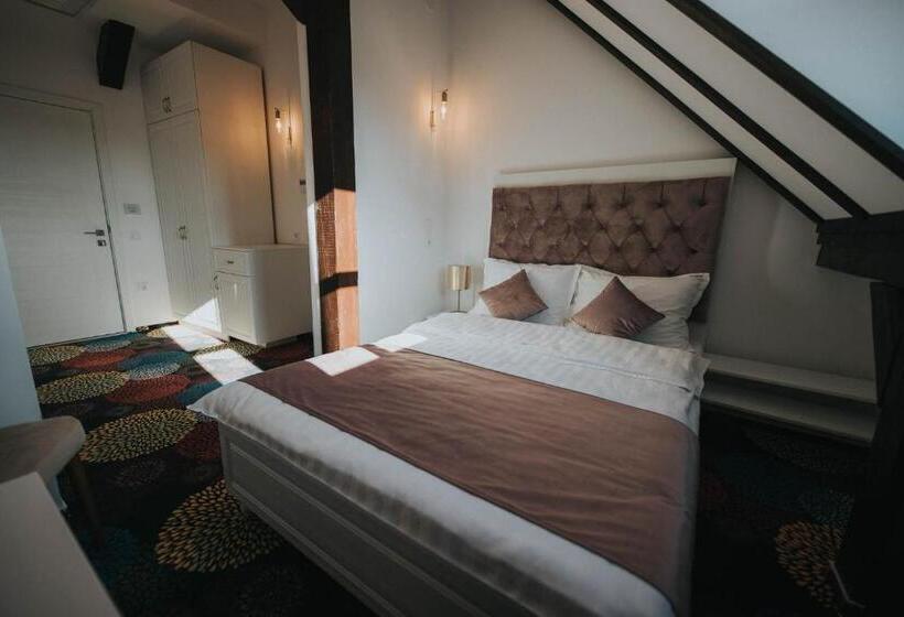 스탠다드 룸, Marabella