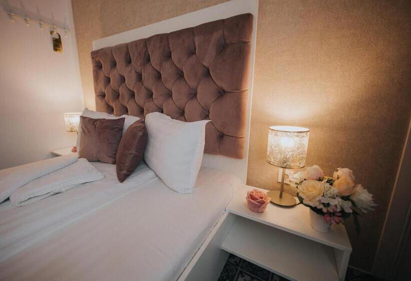 스탠다드 룸, Marabella