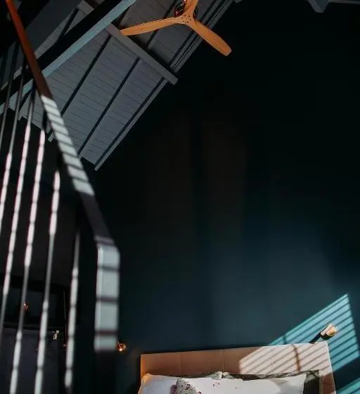 デラックスの4人部屋, Maison Margo
