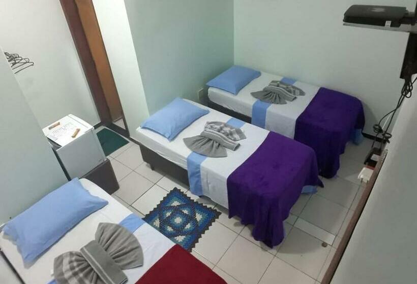 חדר בסיסי לשלושה, Pousada Adorno