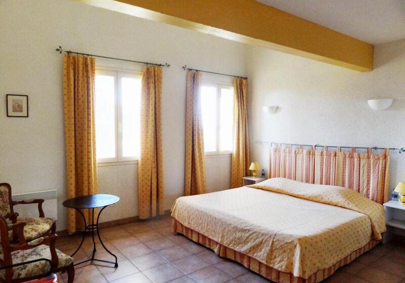 Deluxe room with river view, Mas Du Grand Peloux