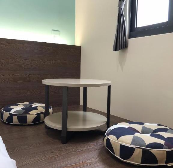اتاق استاندارد, Warm B&b