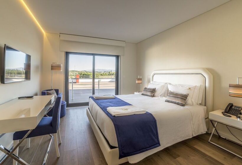 חדר סטנדרט, Terrace Serra