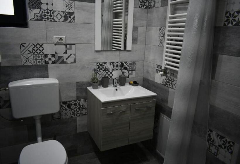 اتاق استاندارد, New Green