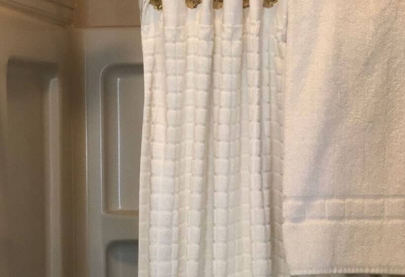 اتاق لوکس, Villa Dallavalle