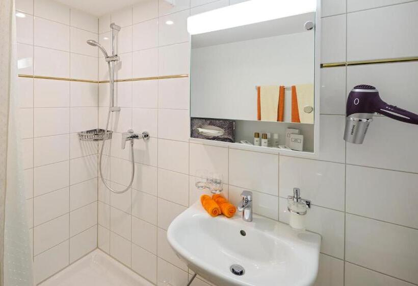 家庭间, Historische Residenz Lindeneck