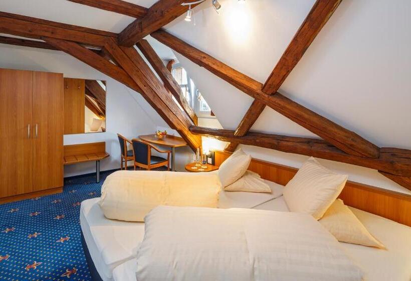 家庭间, Historische Residenz Lindeneck