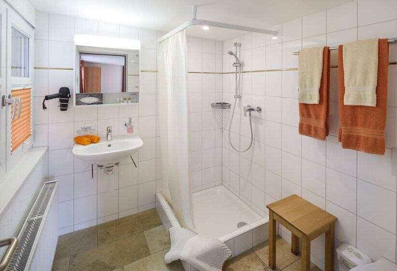 标准房带园景, Historische Residenz Lindeneck