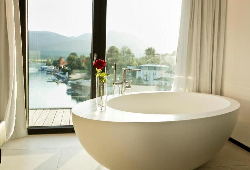 디럭스 스위트, Scalaria Sunset Wing