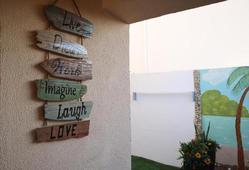 غرفة قياسية مزوَّدة بتراس, Ph In Atlantic Coast