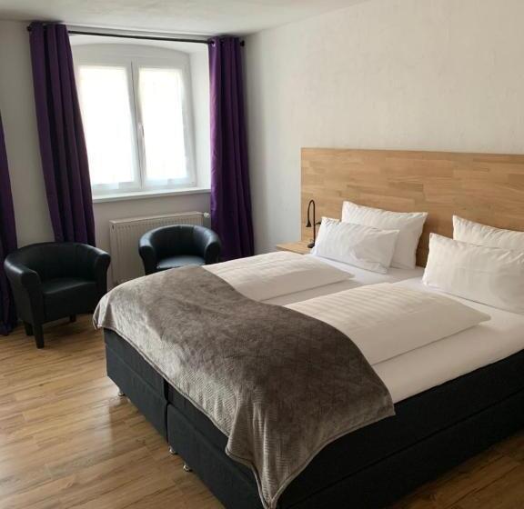 Quarto Triplo Standart, Brauereigasthof Bären