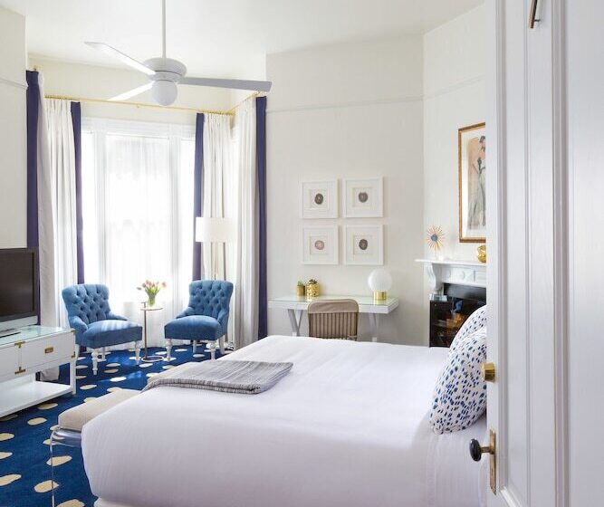 Номер Deluxe с Балконом, The White House Napa Valley