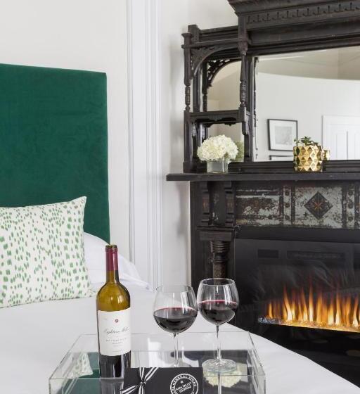 غرفة ديلوكس سرير كينج, The White House Napa Valley