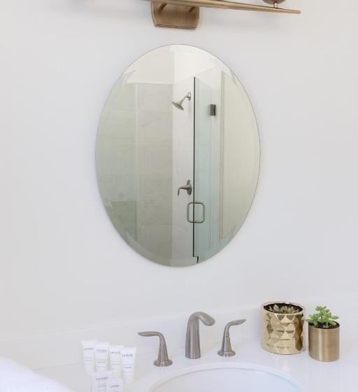 غرفة قياسية, The White House Napa Valley