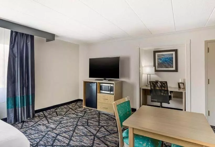 キングサイズベッドのスイートルーム, Best Western Westgate Inn