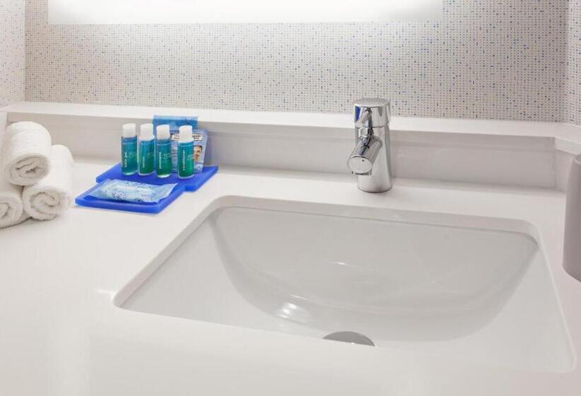 带大床的标准间, Holiday Inn Express West Los Angeles, An Ihg