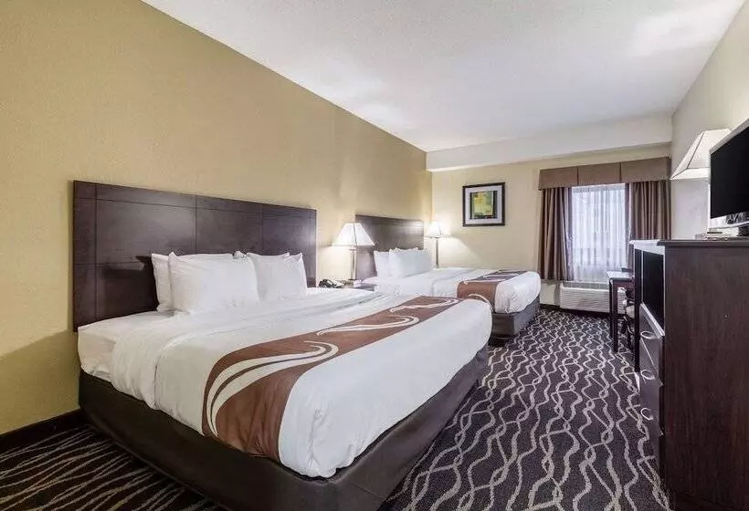 اتاق استاندارد, Quality Inn & Suites Southport