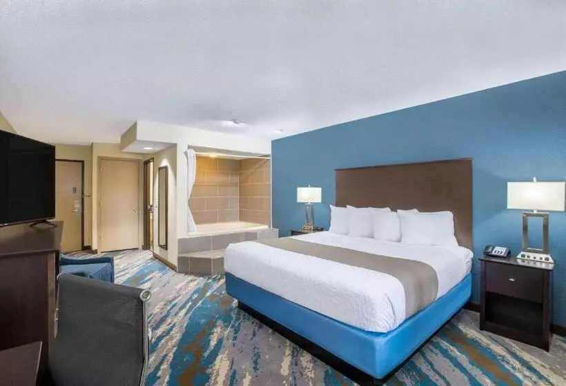 キングサイズベッドのスイートルーム, Americinn By Wyndham Prairie Du Chien