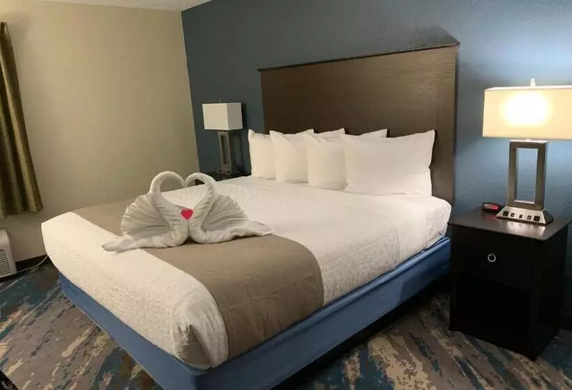 キングサイズベッドのスタンダードルーム, Americinn By Wyndham Prairie Du Chien
