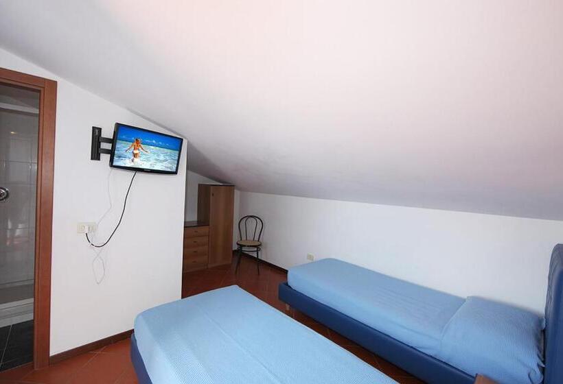 דירת שלושה חדרים, Elba Vip