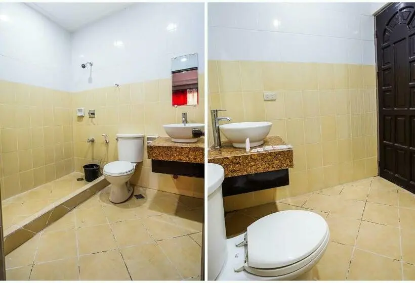 デラックスルーム, Oyo 192 Tcc Condohostel
