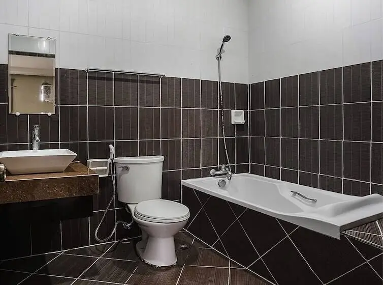 スタンダードルーム, Oyo 192 Tcc Condohostel