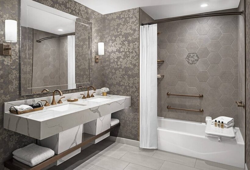 اتاق استاندارد با 2 تخت دوبل, The Lytle Park Hotel, Autograph Collection