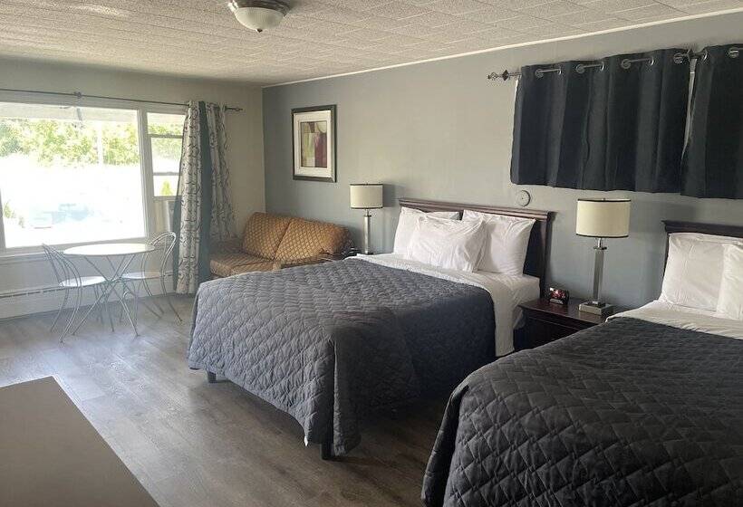 غرفة ديلوكس ثلاثية, Nites Inn Motel