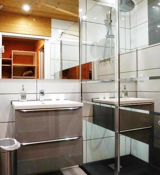 スタンダードルーム, Chalet Hotel La Tuviere Bike Inn