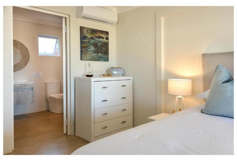 חדר דלוקס, 66 On Monzali 4 Star Luxury Guesthouse