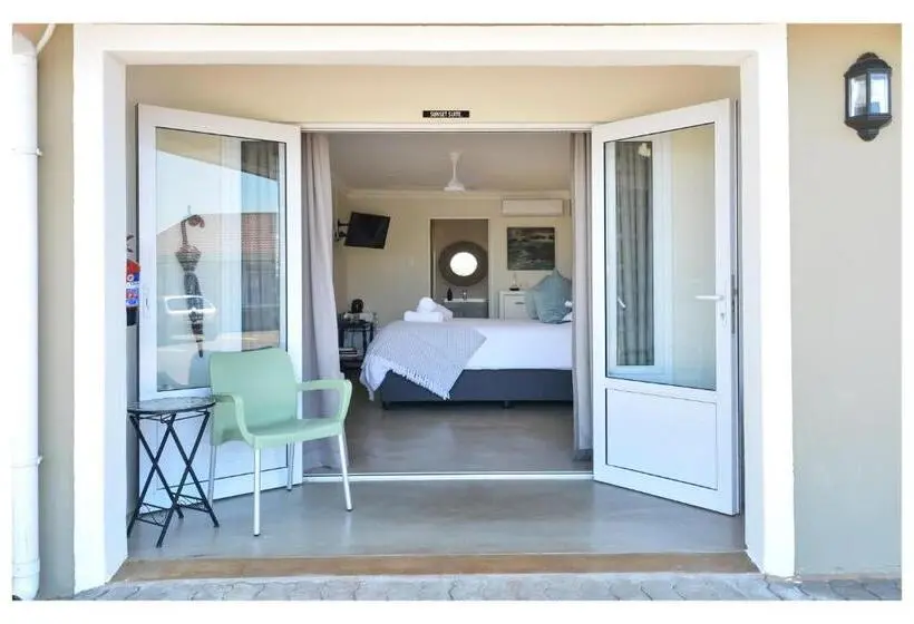 デラックスルーム, 66 On Monzali 4 Star Luxury Guesthouse