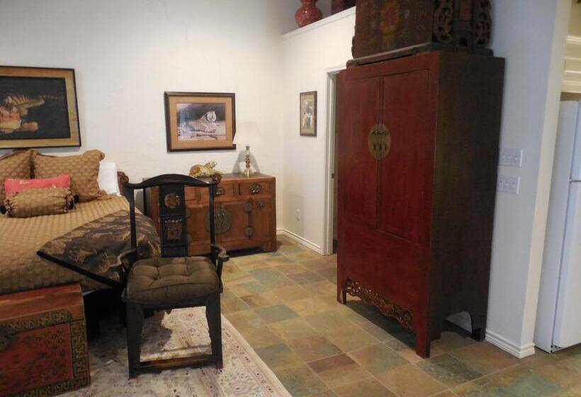 带大床的复式套间, Dogwood Springs Lodgings