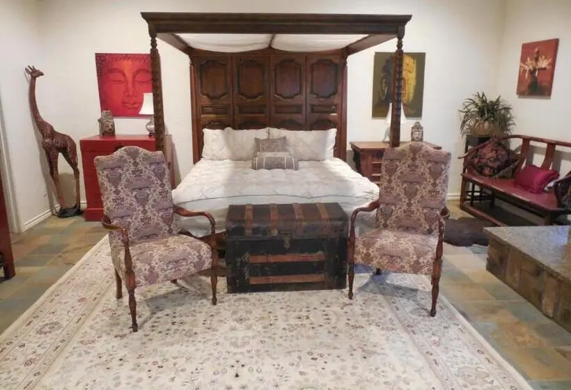 デラックススイート, Dogwood Springs Lodgings