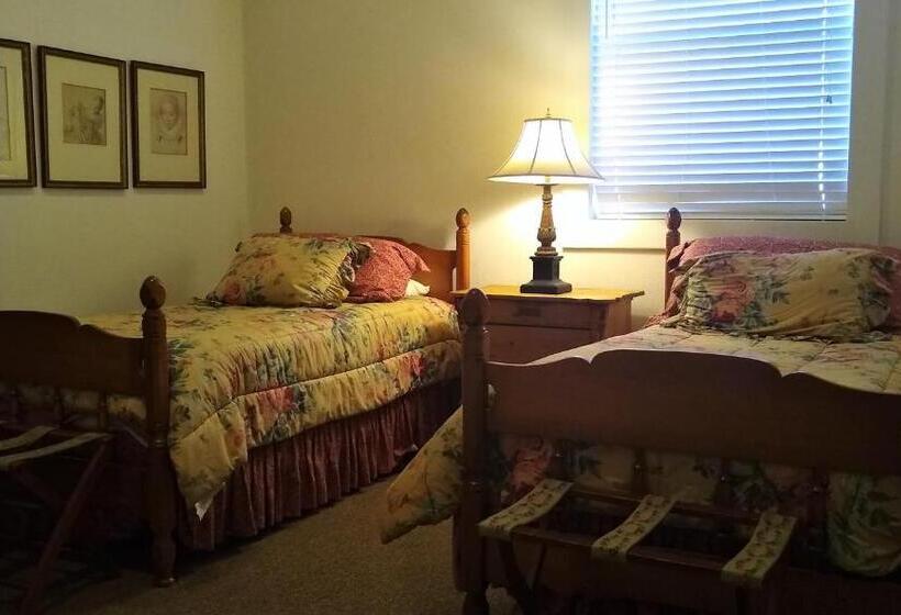 ３ベッドルームアパートメント, Dogwood Springs Lodgings