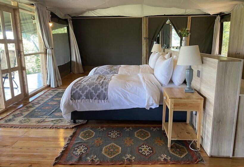 چادر با خدمات رفاهی استاندارد, Olesamara Collection