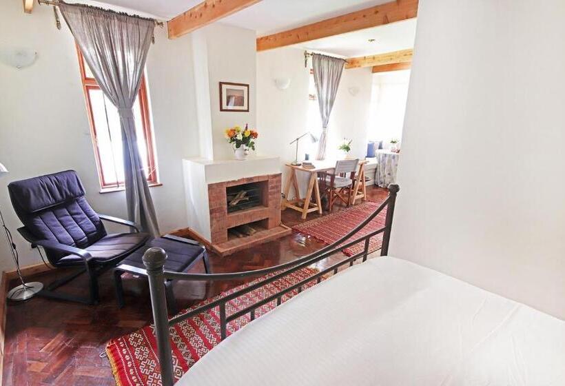 استودیوی سوپریور, Olesamara Collection