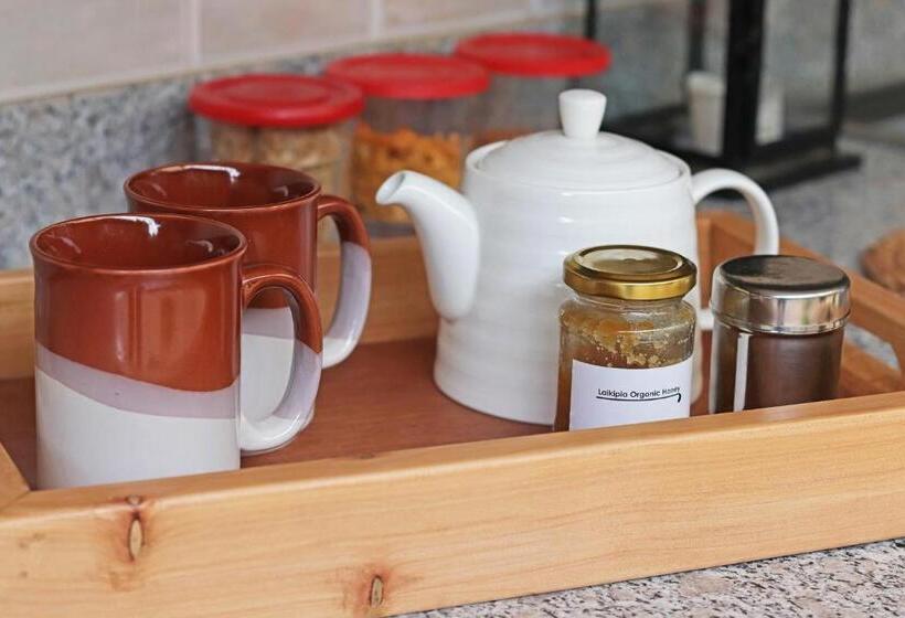 سوییت لوکس, Olesamara Collection