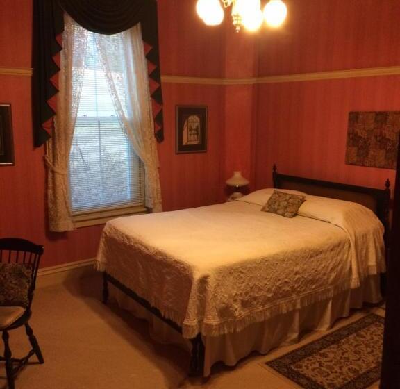 اتاق لوکس, Antique Mansion B & B