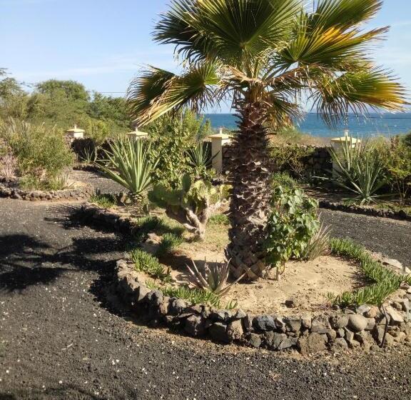 اتاق خانوادگی, Chambre Indépendante