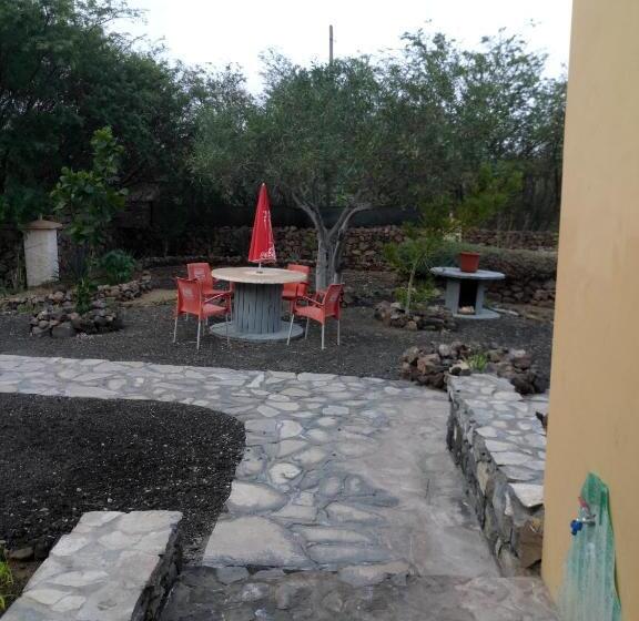 اتاق خانوادگی, Chambre Indépendante