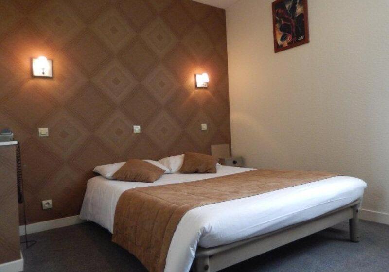 이코노미 룸, Hôtel L Espérance Vitré