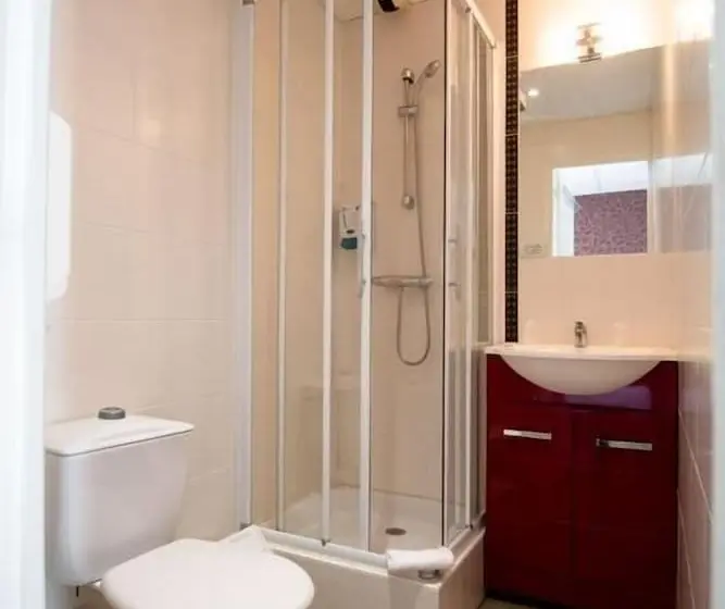 エコノミールーム, Hôtel L Espérance Vitré