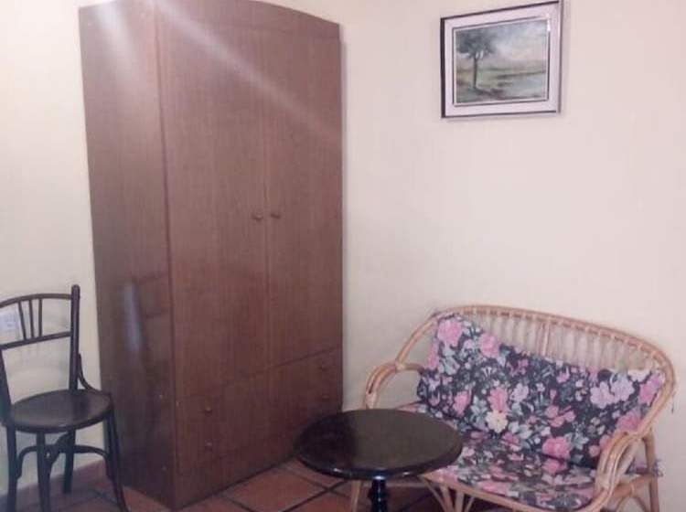 غرفة كلاسيكية ثلاثية, La Posada De Eustaquio