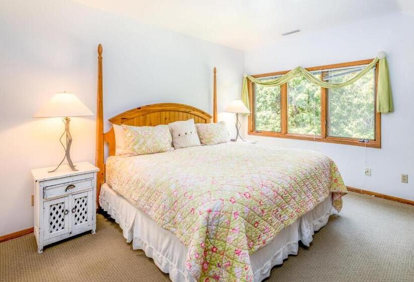 شقة غرفتين, Harbor Guest House