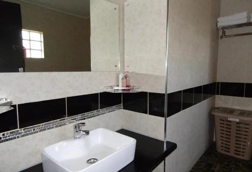 اتاق سوپریور, Annavilla7 Lilongwe Apart