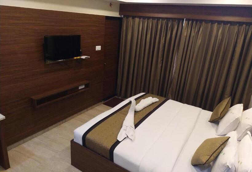 جناح إدارى, White Boutique