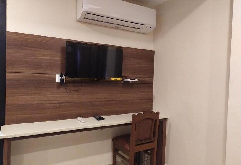 غرفة ديلوكس, White Boutique