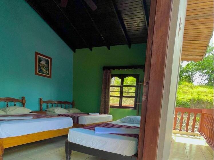 اتاق سوپریور سه تخته, Rosalila