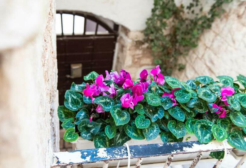 חדר דלוקס, Petrantiche   Albergo Diffuso