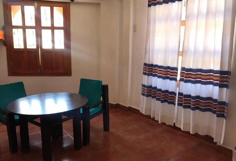 חדר סטנדרט, Yaxche